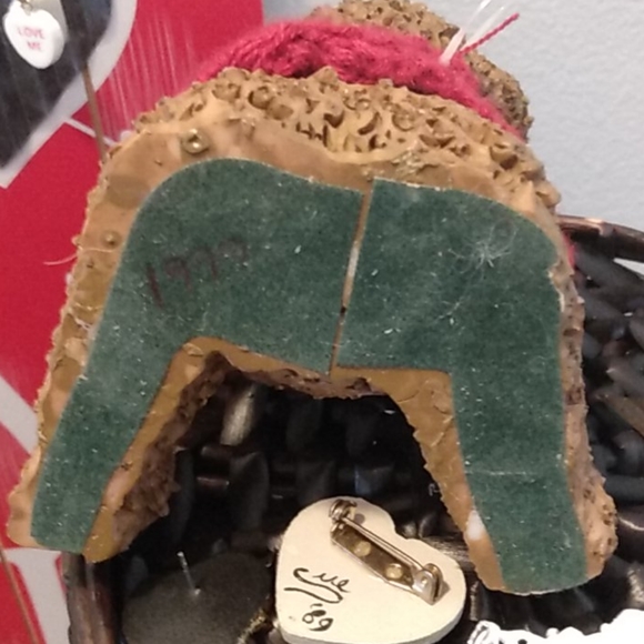 Vintage Valentine's Candy Fashion Statement Pins plus - Picture 8 of 12